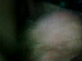 स्लिम ऑस्टिन मेसन एक धूम्रपान गर्म, एशियाई बेब है जो अपने बिस्तर में हस्तमैथुन करना पसंद करता है।